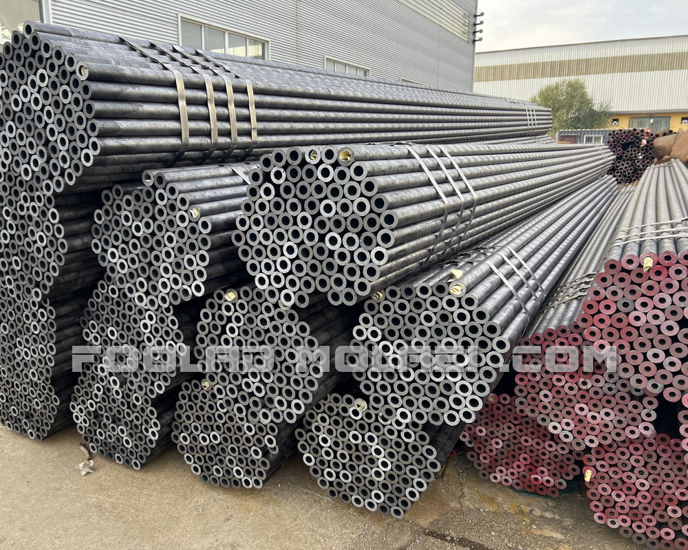 لوله آلیاژی MO40